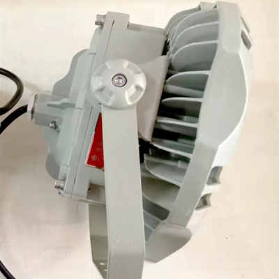 Lumière LED haute baie à l'épreuve de l'explosion 100W 200W 60W résistant à la corrosion Tri-proof pour l'industrie