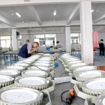 Projecteur LED haute baie antidéflagrant IP66 certifié ATEX 160lm/W