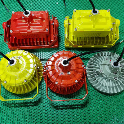 Projecteur LED haute baie antidéflagrant IP66 certifié ATEX 160lm/W