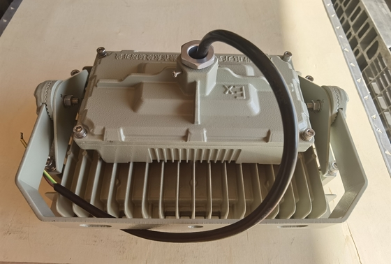 150w Ip66 et 130 lumens / Watt éclairage à LED résistant à l'explosion pour la zone1,2 et la zone21,22