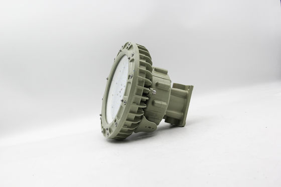 Projecteur LED antidéflagrant en aluminium moulé certifié ATEX IECEx, polyvalent et sûr pour les zones 1 et 2